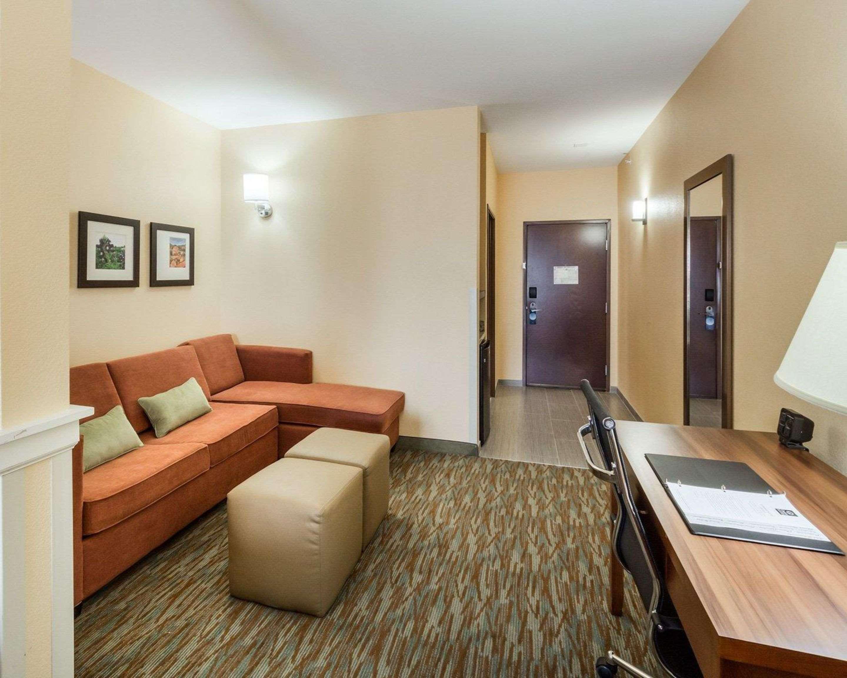 Comfort Suites Cotulla Near I-35 Dış mekan fotoğraf
