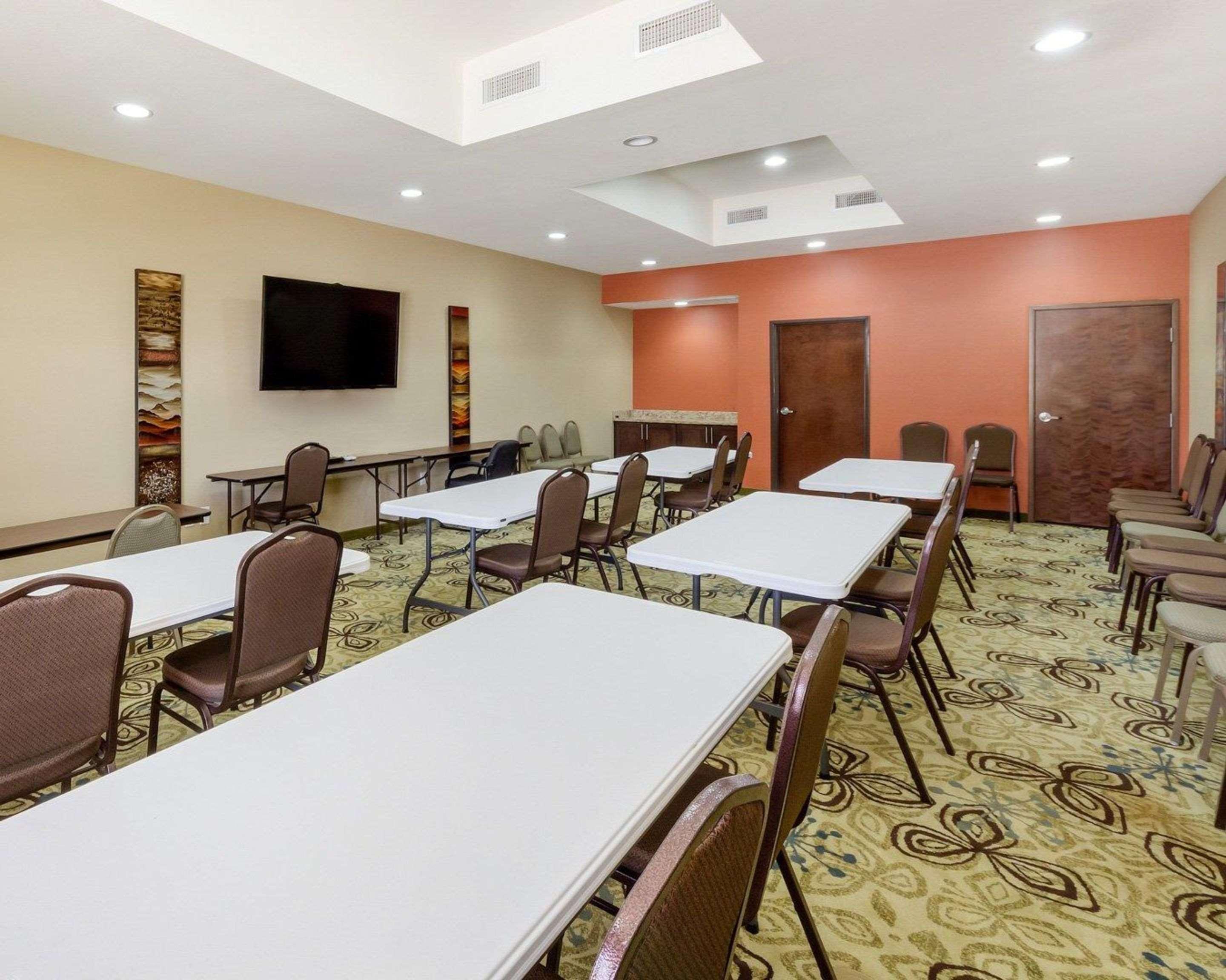 Comfort Suites Cotulla Near I-35 Dış mekan fotoğraf