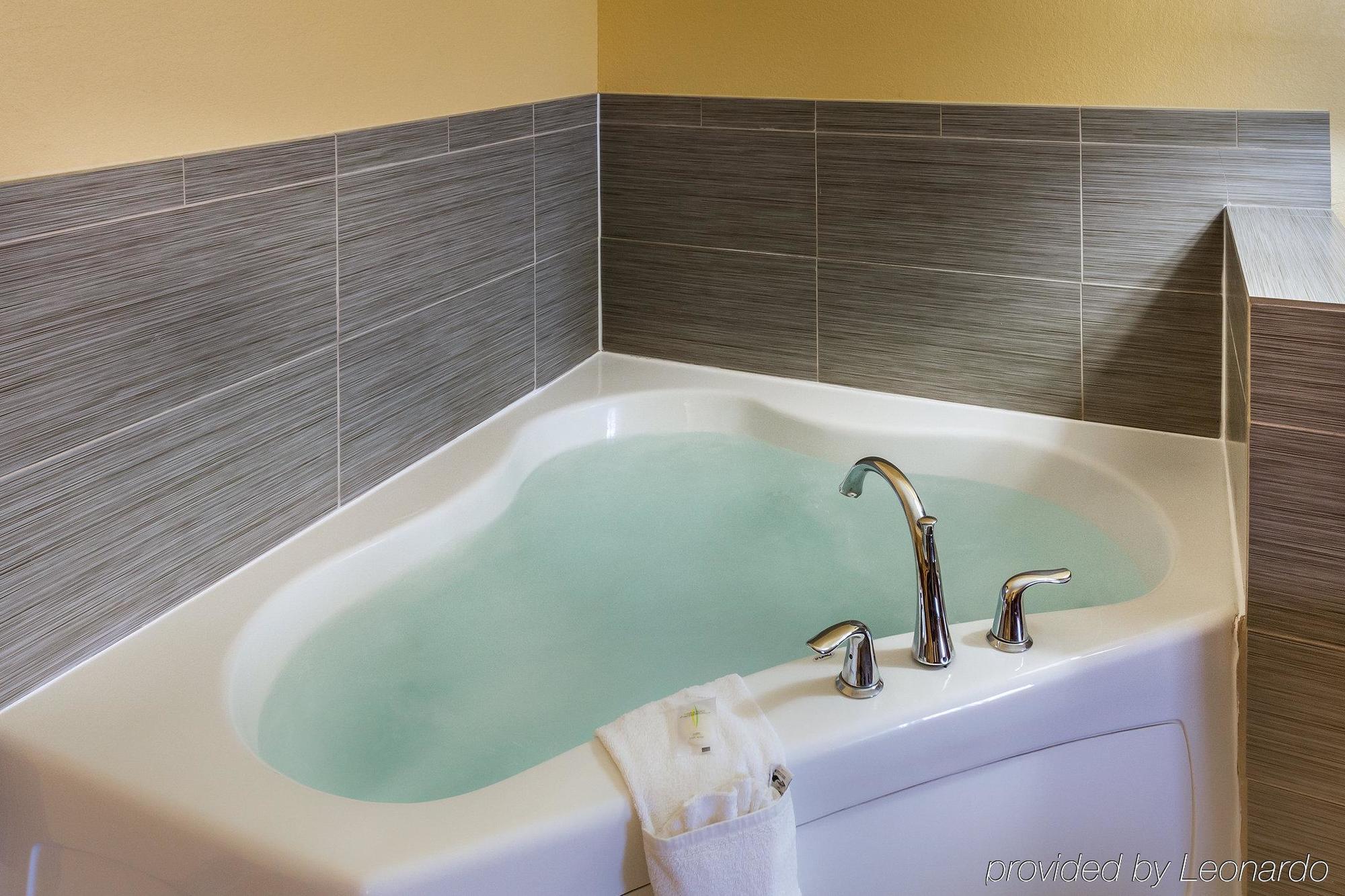 Comfort Suites Cotulla Near I-35 Dış mekan fotoğraf