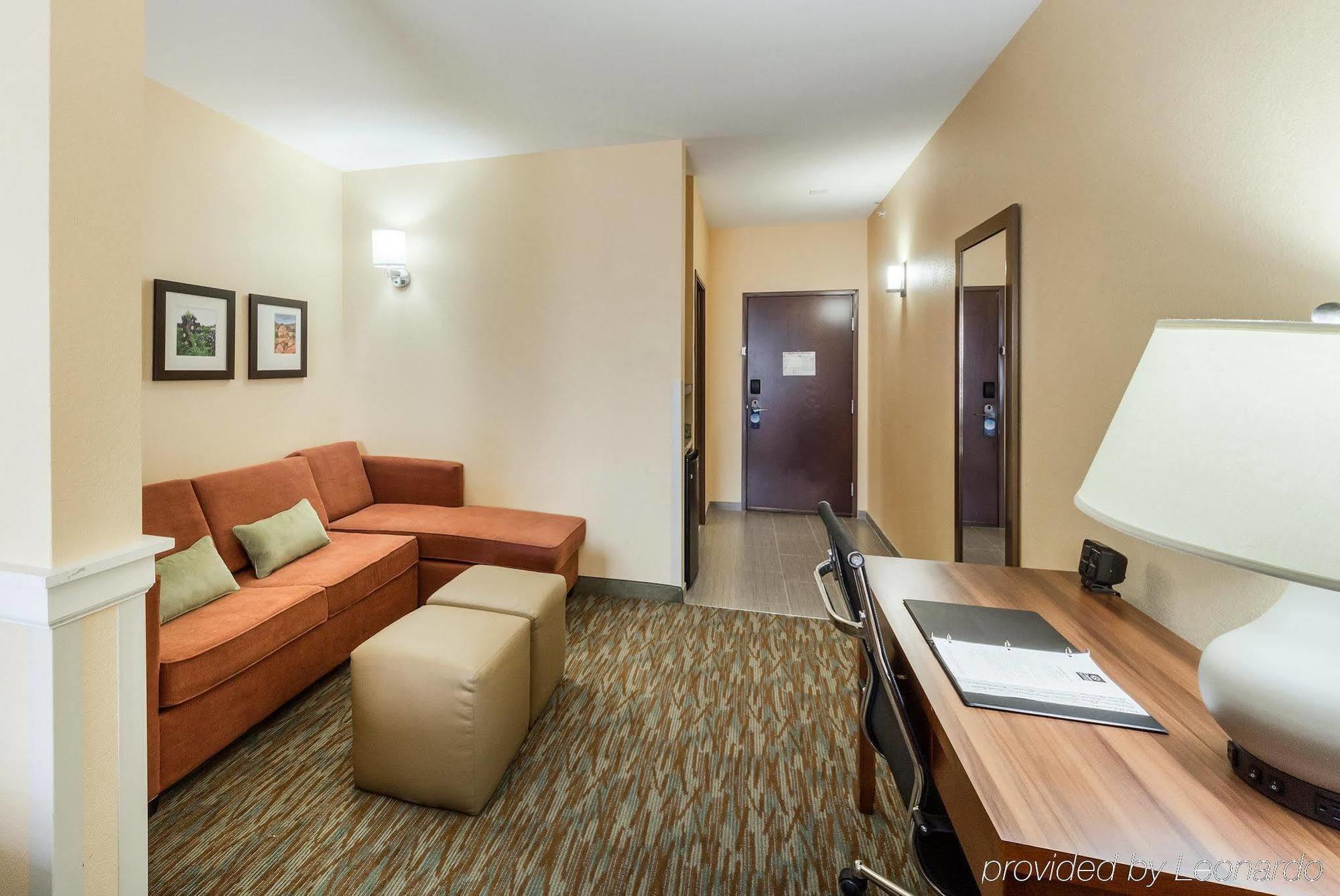 Comfort Suites Cotulla Near I-35 Dış mekan fotoğraf