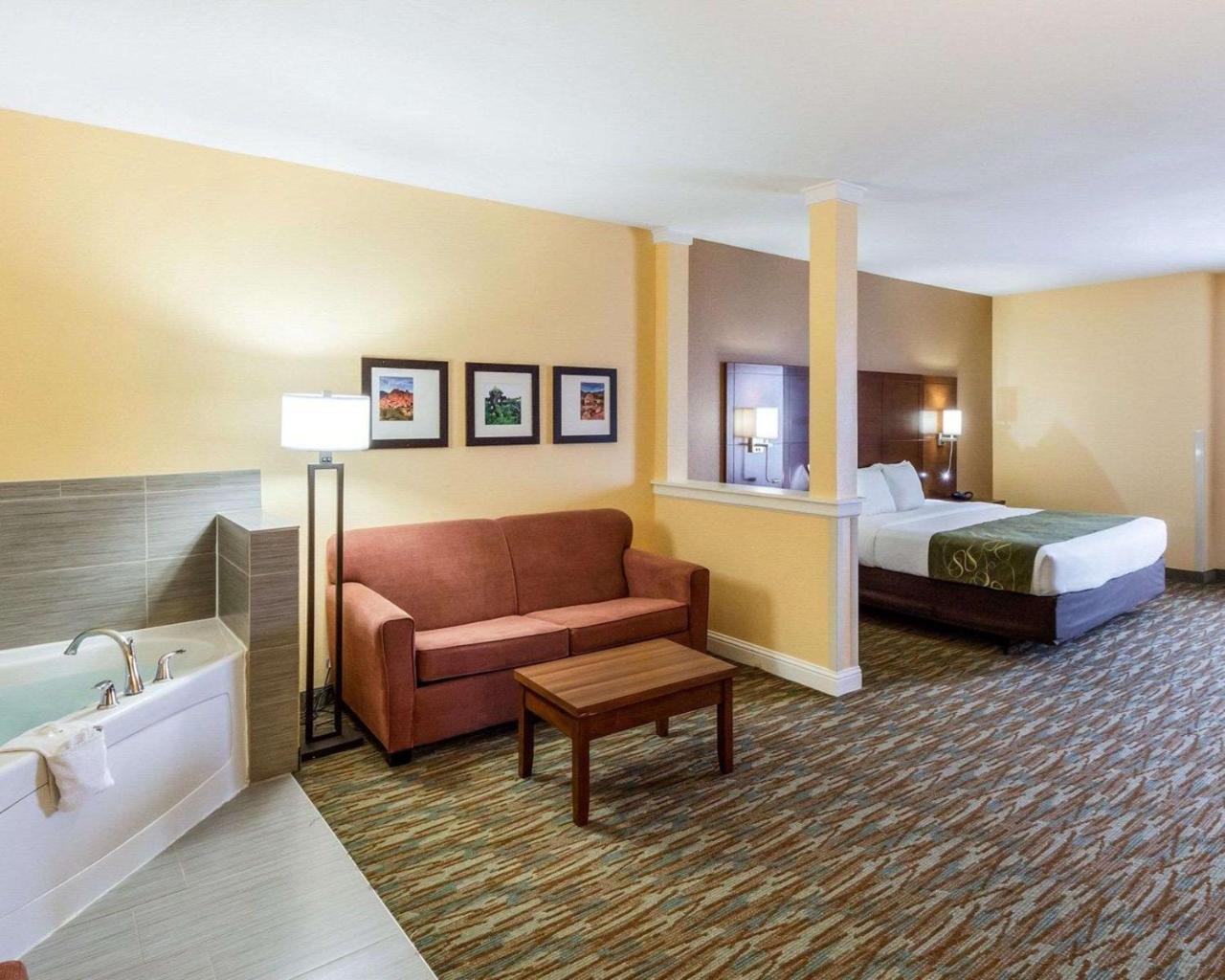Comfort Suites Cotulla Near I-35 Dış mekan fotoğraf
